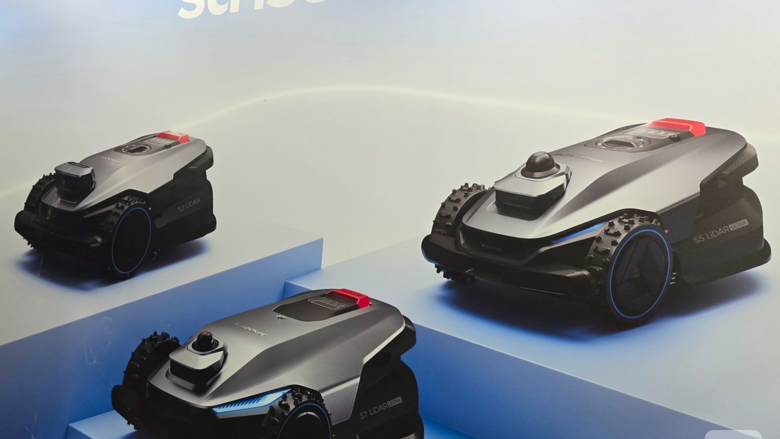 Tondeuses robots : Sunseeker dévoile à Berlin des modèles autonomes sans fil ni GPS